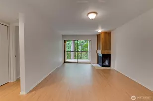 10819 NE 37th Pl, Bellevue, WA 98004 - Photo 5