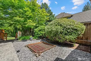 1030 NW Inneswood Dr, Issaquah, WA 98027 - Photo 33