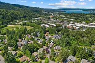 1030 NW Inneswood Dr, Issaquah, WA 98027 - Photo 37