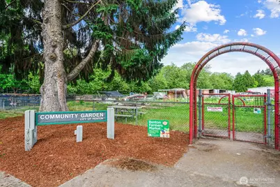 827 N 1st Street, Renton, WA 98057 - Photo 25