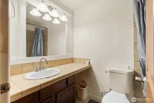 9917 Holly Dr, Everett, WA 98204 - Photo 9