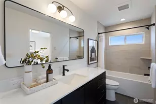 4430 Dayton Ave N, Seattle, WA 98103 - Photo 7