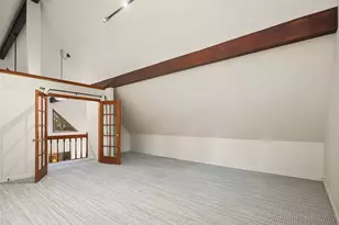 25112 SE 17th St, Sammamish, WA 98075 - Photo 31
