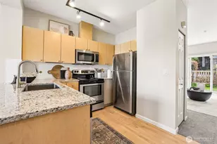 2680 139th Ave SE, Bellevue, WA 98005 - Photo 9