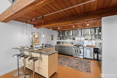 66 Bell Street #303, Seattle, WA 98121 - Photo 13