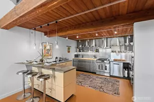 66 Bell St, Seattle, WA 98121 - Photo 13