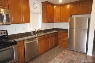 5305 S 3rd Ave, Everett, WA 98203 - Photo 15