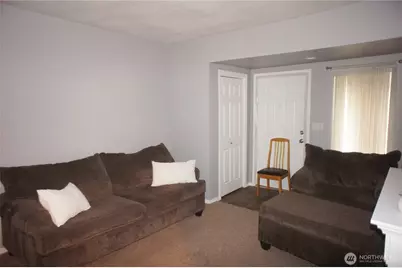 5305 S 3rd Avenue, Everett, WA 98203 - Photo 17