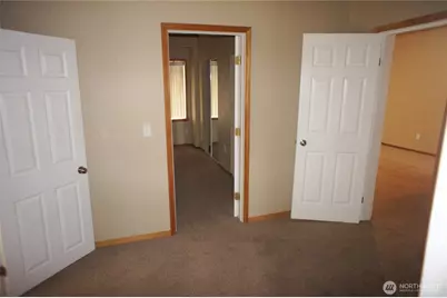 5305 S 3rd Avenue, Everett, WA 98203 - Photo 11