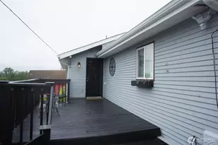 5305 S 3rd Ave, Everett, WA 98203 - Photo 3