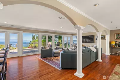 11912 Marine View Drive, Edmonds, WA 98026 - Photo 17