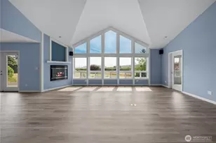 697 Olympic View Dr, Coupeville, WA 98239 - Photo 5