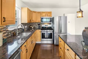 38376 SE Cedar St, Snoqualmie, WA 98065 - Photo 11