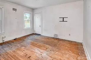 1918 N 115th St, Seattle, WA 98133 - Photo 17