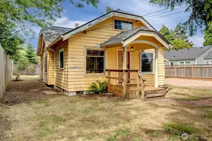 1918 N 115th St, Seattle, WA 98133 - Photo 1