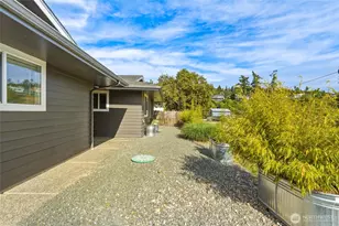 8145 Sandy Hook Ter, Clinton, WA 98236 - Photo 31