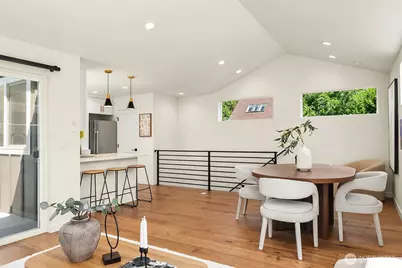 7747 2nd Avenue NE, Seattle, WA 98115 - Photo 17