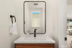 7747 2nd Ave NE, Seattle, WA 98115 - Photo 25