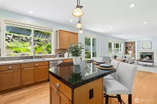 25303 NE 3rd Pl, Sammamish, WA 98074 - Photo 11