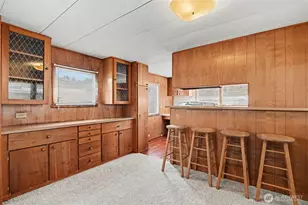 10515 Woodinville Dr, Bothell, WA 98011 - Photo 11