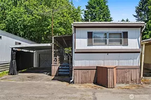 10515 Woodinville Dr, Bothell, WA 98011 - Photo 1