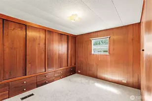 10515 Woodinville Dr, Bothell, WA 98011 - Photo 13