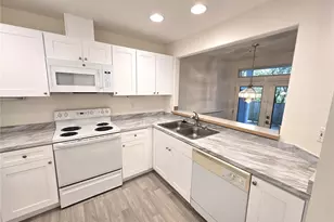 8515 244th Street SW, Edmonds, WA 98026 - Photo 9