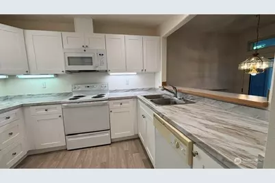 8515 244th Street SW #A4, Edmonds, WA 98026 - Photo 15