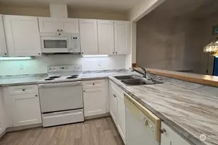 8515 244th Street SW, Edmonds, WA 98026 - Photo 15