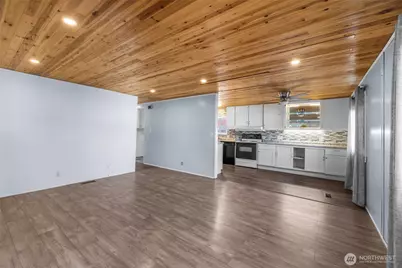 700 NW Crosby Avenue #74, Oak Harbor, WA 98277 - Photo 11