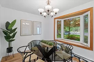 42723 SE 175th Pl, North Bend, WA 98045 - Photo 3