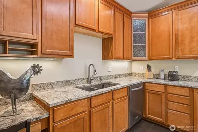 1226 NE Ballinger Place, Shoreline, WA 98155 - Photo 13