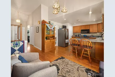 3121 206th Place SW, Lynnwood, WA 98036 - Photo 9