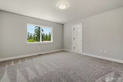 12908 Yakima Avenue S, Tacoma, WA 98444 - Photo 9