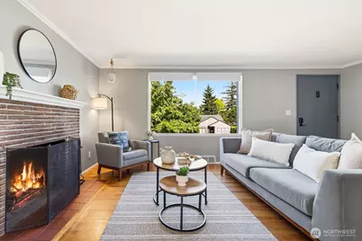 8257 Interlake Avenue N, Seattle, WA 98103 - Photo 7
