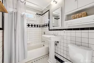 8257 Interlake Ave N, Seattle, WA 98103 - Photo 19