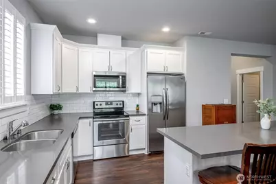 1502 12th Avenue SE, Puyallup, WA 98372 - Photo 7