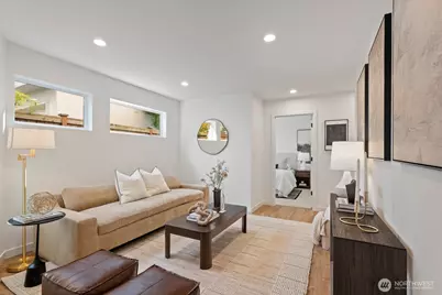 2769 59th Avenue SW #B, Seattle, WA 98116 - Photo 9