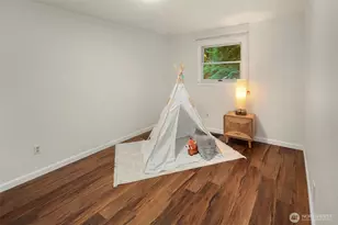 5611 240th St SE, Woodinville, WA 98072 - Photo 23
