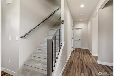 12902 Yakima Avenue S, Tacoma, WA 98444 - Photo 9