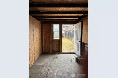 817 E 35th Street, Tacoma, WA 98404 - Photo 29