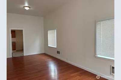 817 E 35th Street, Tacoma, WA 98404 - Photo 7