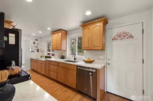20310 5th Ave NW, Shoreline, WA 98177 - Photo 9
