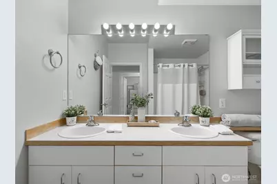 12530 Admiralty Way #J103, Everett, WA 98204 - Photo 15