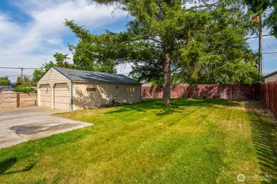 907 S Hawthorne Drive, Moses Lake, WA 98837 - Photo 31