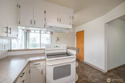 907 S Hawthorne Drive, Moses Lake, WA 98837 - Photo 13