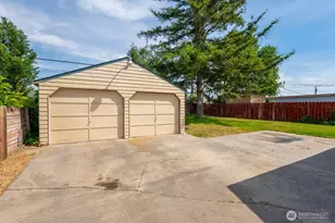 907 S Hawthorne Dr, Moses Lake, WA 98837 - Photo 27