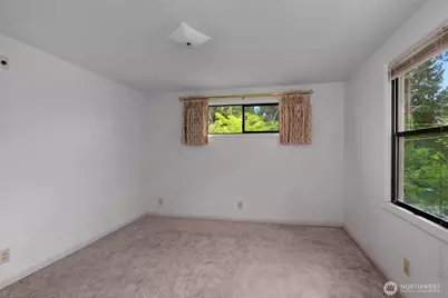 10323 48th Avenue NE, Seattle, WA 98125 - Photo 17
