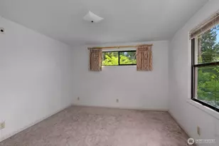 10323 48th Ave NE, Seattle, WA 98125 - Photo 17