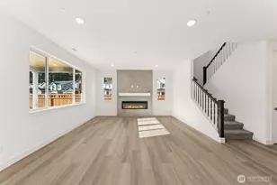 18037 139th Pl E, Puyallup, WA 98374 - Photo 3